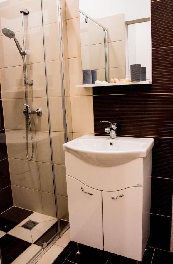 Molnar Apartment Cozy City Center Retreat For 2 Ac & Perfect Location! Budapest Exteriör bild