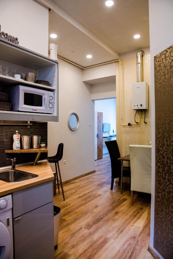 Molnar Apartment Cozy City Center Retreat For 2 Ac & Perfect Location! Budapest Exteriör bild